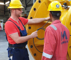Training: MENCK equipment, pile driving, hydraulic power systems