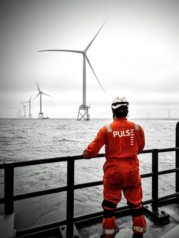 Pulse installing monitoring instructmentation on wind turbine foundations